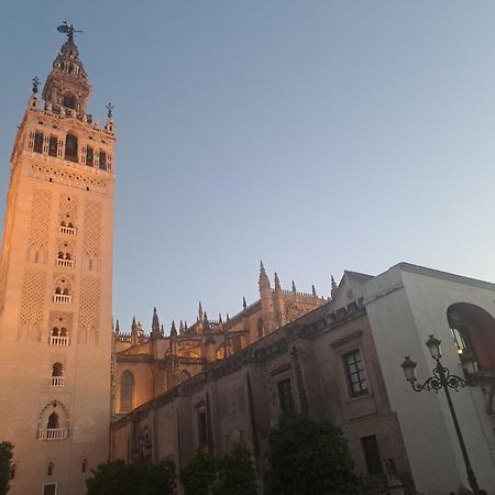Apartamentos Flamenco B&B Севілья Екстер'єр фото