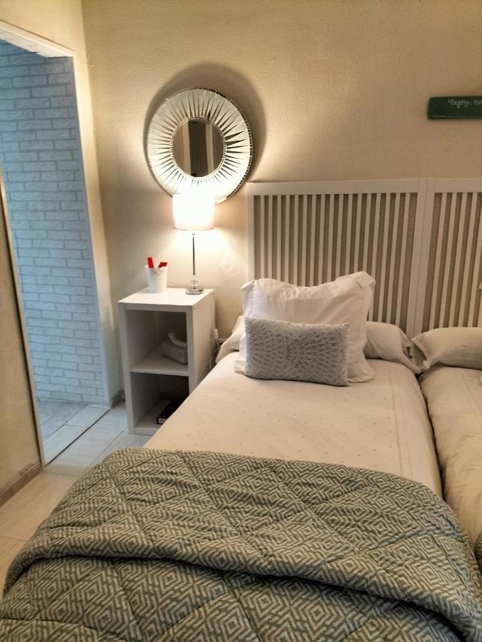 Apartamentos Flamenco B&B Севілья Екстер'єр фото